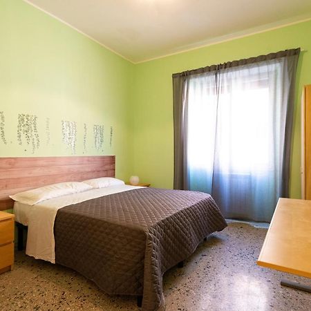Apartamento Di Fronte Alla Basilica Di San Paolo Roma Exterior foto